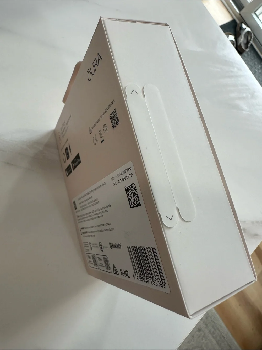 Oura Ring 4 - Brushed Silver Smart Ring Size 8